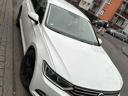 Weiß Gebraucht 2015 VW Passat Kombi | 11.800 € (Fairer Preis)