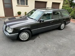 Schwarz Gebraucht 1994 Mercedes E320 Kombi | 12.800 €