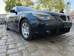 Blau Gebraucht 2005 BMW 530 Kombi | 3.990 € (Guter Preis)