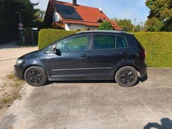Schwarz Gebraucht 2010 VW Golf Plus Highline Van / Kleinbus | 8.500 € (Fairer Preis)