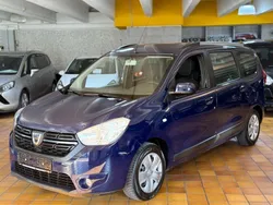 Blau Gebraucht 2017 Dacia Lodgy Lauréate Van / Kleinbus | 6.990 € (Guter Preis)