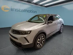 Grau Gebraucht 2024 Opel Mokka SUV | 25.799 € (Etwas zu teuer)
