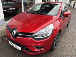 Rot Gebraucht 2019 Renault Clio IV Intens Limousine | 12.900 € (Etwas zu teuer)