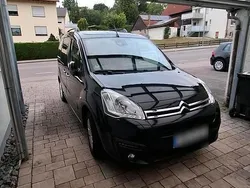 Schwarz Gebraucht 2016 Citroën Berlingo Van / Kleinbus | 11.300 € (Etwas zu teuer)