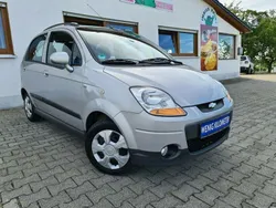 Poly silver (metallic) Gebraucht 2009 Chevrolet Matiz SE Kleinwagen | 2.500 € (Fairer Preis)