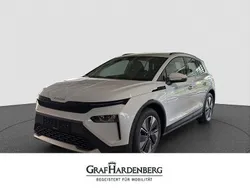Weiß Neu 2025 Skoda Elroq Tour SUV | 40.390 € (Fairer Preis)