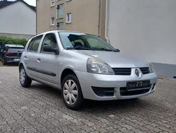 Silber Gebraucht 2007 Renault Clio II Authentique Limousine | 2.500 € (Fairer Preis)