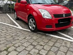 Rot Gebraucht 2005 Suzuki Swift Comfort Limousine | 1.350 € (Guter Preis)
