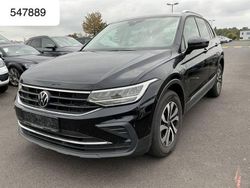 Schwarz Gebraucht 2022 VW Tiguan Active SUV | 21.420 € (Guter Preis)