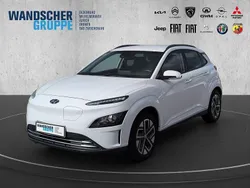 Weißschwarz Gebraucht 2021 Hyundai Kona Edition 30+ SUV | 16.990 € (Fairer Preis)