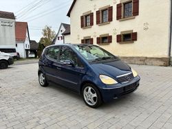 Blau Gebraucht 2003 Mercedes A190 Avantgarde Limousine | 2.699 € (Etwas zu teuer)