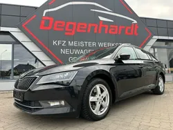 Schwarz Gebraucht 2019 Skoda Superb Style Kombi | 15.990 € (Teuer)