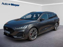 Magnetic grau Gebraucht 2024 Ford Focus ST-Line X Kombi | 28.990 € (Teuer)