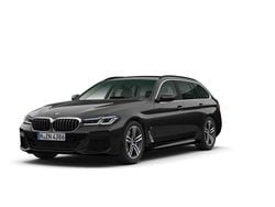 Black sapphire metallic Gebraucht 2022 BMW 540 M Sport Kombi | 53.900 € (Etwas zu teuer)