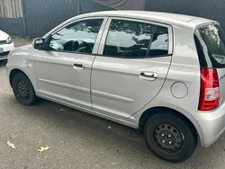 Silber Gebraucht 2007 Kia Picanto Kleinwagen | 3.500 €