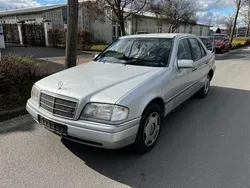 Grau Gebraucht 1994 Mercedes C200 Elegance Limousine | 1.300 €
