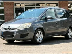 Grau Gebraucht 2009 Opel Zafira Van / Kleinbus | 2.500 €