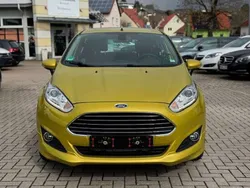 Mustard olivegelb metallic Gebraucht 2016 Ford Fiesta Titanium Kleinwagen | 8.800 € (Fairer Preis)