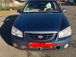 Blau Gebraucht 2005 Kia Cerato Limousine | 3.500 €