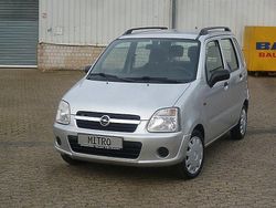 Silber Gebraucht 2005 Opel Agila Basis Kleinwagen | 2.388 € (Etwas zu teuer)