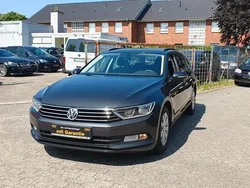 Grau Gebraucht 2018 VW Passat Kombi | 12.995 € (Guter Preis)