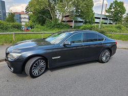 Braun Gebraucht 2010 BMW 730 Limousine | 12.000 € (Etwas zu teuer)