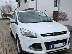 Weiß Gebraucht 2016 Ford Kuga Titanium SUV | 10.450 € (Guter Preis)