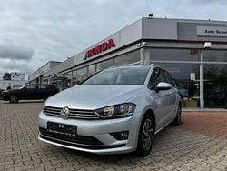 Silber Gebraucht 2016 VW Golf Sportsvan Allstar Van / Kleinbus | 12.450 € (Fairer Preis)
