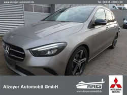 Mercedes B200