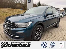 Blau Gebraucht 2020 VW Tiguan Business SUV | 24.490 € (Fairer Preis)
