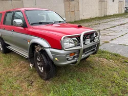 Rot Gebraucht 2000 Mitsubishi L200 Abholung | 6.250 €
