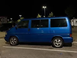 Blau Gebraucht 1999 VW T4 Van | 16.400 €