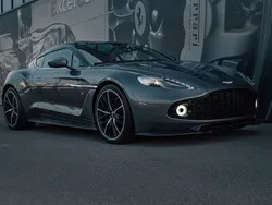 Silber Gebraucht 2017 Aston Martin Vanquish | 1.199.900 €