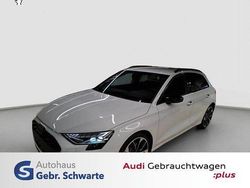 Weiß Gebraucht 2025 Audi A3 Advanced Limousine | 41.980 €