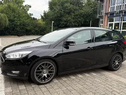 Schwarz Gebraucht 2016 Ford Focus Business Edition Kombi | 6.500 € (Guter Preis)