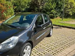Schwarz Gebraucht 2008 Renault Clio II Kleinwagen | 3.500 € (Guter Preis)