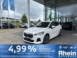 Weiß Gebraucht 2023 BMW 223 Active Tourer M Sport Van / Kleinbus | 35.850 € (Fairer Preis)