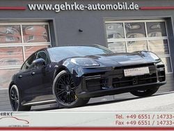 Tiefschwarz Gebraucht 2025 Porsche Panamera Turbo S Limousine | 229.850 €