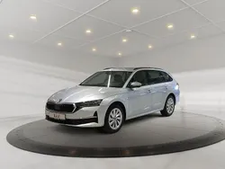 Silber Neu 2025 Skoda Octavia Selection Kombi | 42.980 €