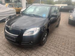 Schwarz Gebraucht 2009 Skoda Fabia Kleinwagen | 2.500 € (Fairer Preis)