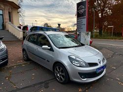 Silber Gebraucht 2009 Renault Clio GrandTour Kombi | 2.999 € (Fairer Preis)