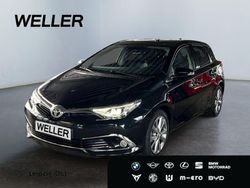 Schwarz Gebraucht 2016 Toyota Auris Executive Limousine | 12.190 € (Etwas zu teuer)