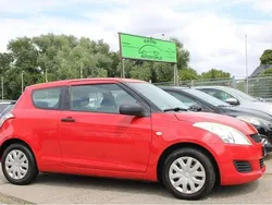 Rot Gebraucht 2011 Suzuki Swift Basic Kleinwagen | 3.990 € (Fairer Preis)