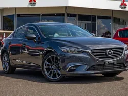 Grau Gebraucht 2017 Mazda 6 Nakama Limousine | 27.800 €