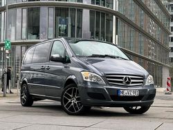 Grau Gebraucht 2011 Mercedes Viano Van / Kleinbus | 21.990 €