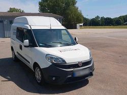 Weiß Gebraucht 2015 Fiat Doblò Van / Kleinbus | 9.800 €