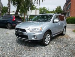 Silber Gebraucht 2012 Mitsubishi Outlander Instyle SUV | 8.890 € (Fairer Preis)