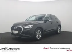 Mythosschwarz metallic Gebraucht 2022 Audi Q3 Ambiente SUV | 27.880 € (Guter Preis)