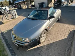 Grau Gebraucht 2000 Alfa Romeo Spider Cabrio | 10.900 €