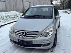 Silber Gebraucht 2005 Mercedes B170 Van / Kleinbus | 1.490 € (Superpreis)